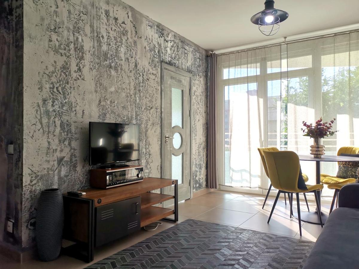 Caraway Apartment Oradea Eksteriør bilde