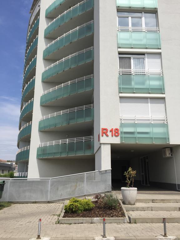 Caraway Apartment Oradea Eksteriør bilde